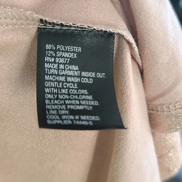 Rose Gold Metallic Worthington one split shoulder shirt - Picture 2 of 8